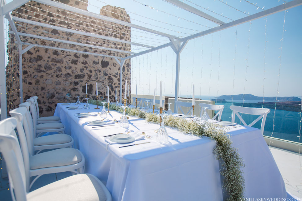 pampas-el-viento-santorini-elopement-wedding-intimate-ceremony-reception